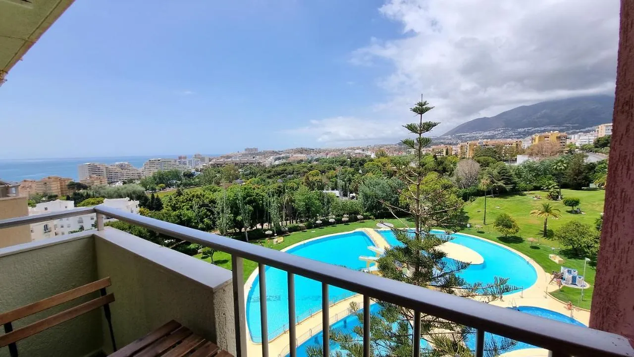 Jupiter. Moderno Estudio. Vistas Al Mar Y Montana Benalmadena Apartment